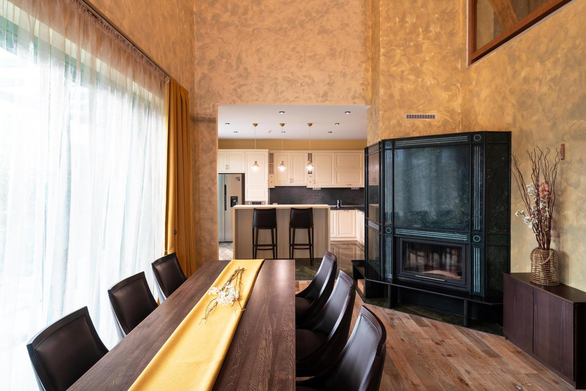 Serenity Villa *